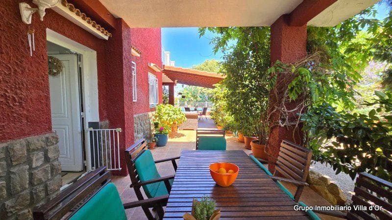 7 bedroom Villa for sale in Denia with pool - € 1,395,000 (Ref: 9029201)