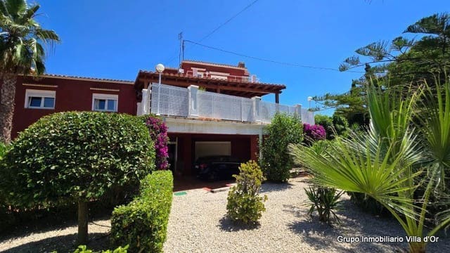 7 bedroom Villa for sale in Las Rotas / Les Rotes, Dénia with pool - € 1,395,000 (Ref: 9029201)
