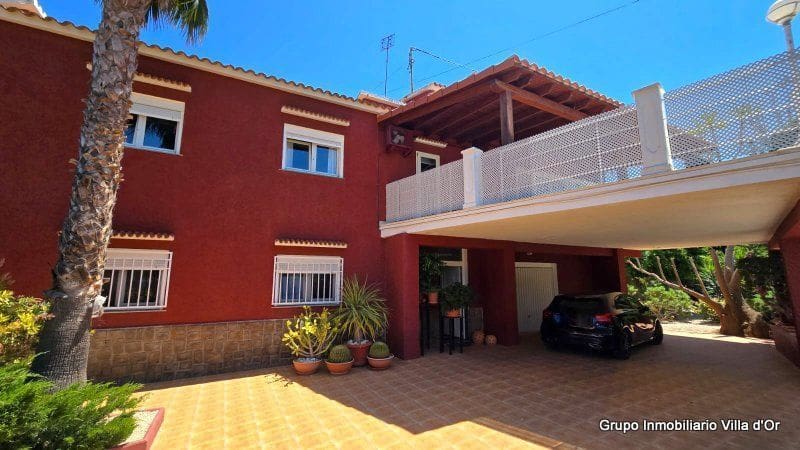 7 bedroom Villa for sale in Denia with pool - € 1,395,000 (Ref: 9029201)