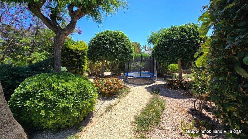 7 bedroom Villa for sale in Denia with pool - € 1,395,000 (Ref: 9029201)