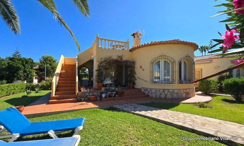 2 sypialnia Dom blizniak na sprzedaż w Denia z basenem - 350 000 € (Ref: 9131668)
