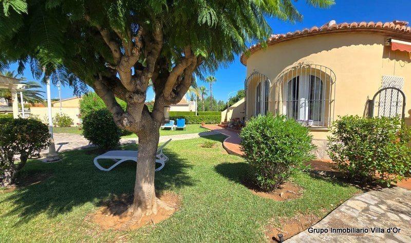 2 sypialnia Dom blizniak na sprzedaż w Denia z basenem - 350 000 € (Ref: 9131668)
