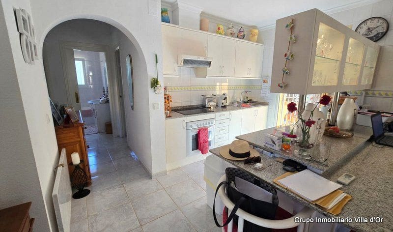 2 soveværelse Semi-Rækkehus til salg i Denia med swimmingpool - € 320.000 (Ref: 9131668)