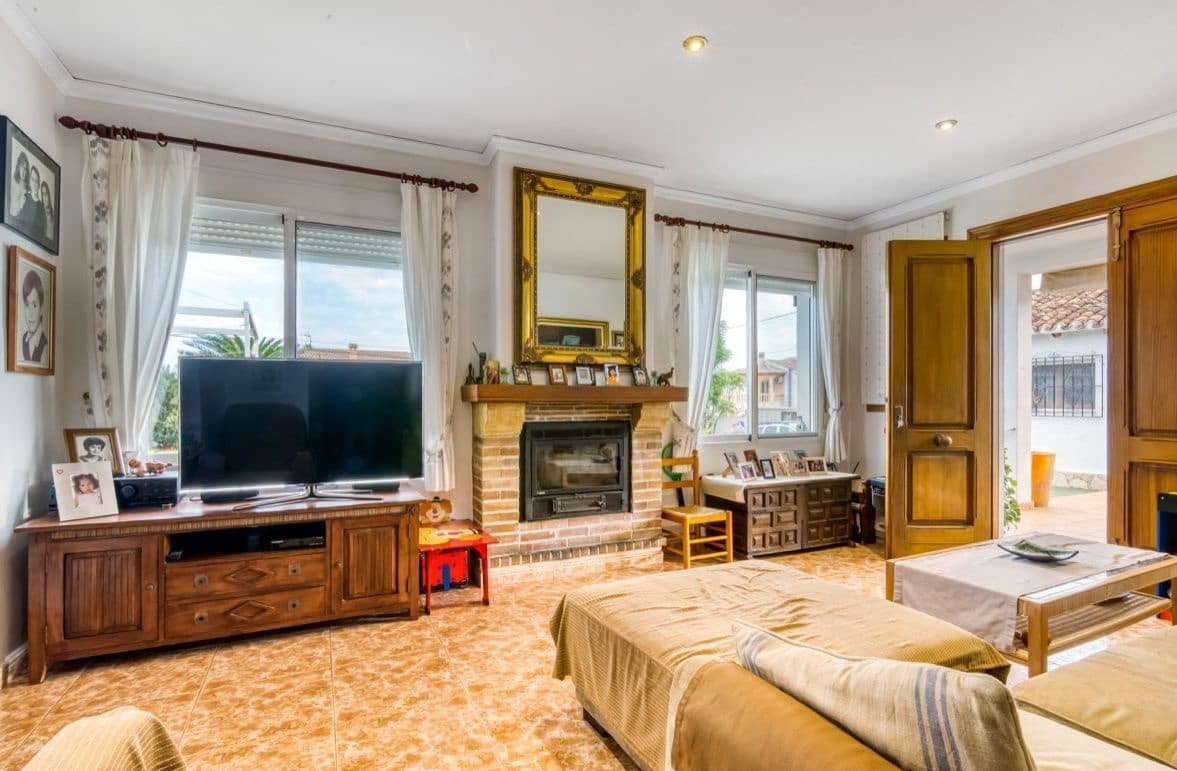 5 soverom Finca/Herregård til salgs i Denia med svømmebasseng - € 615 000 (Ref: 9186075)