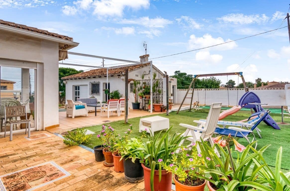 5 soverom Finca/Herregård til salgs i Denia med svømmebasseng - € 615 000 (Ref: 9186075)