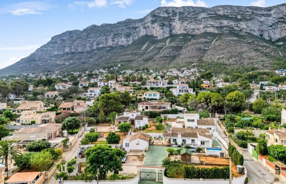 5 soverom Finca/Herregård til salgs i Denia med svømmebasseng - € 615 000 (Ref: 9186075)
