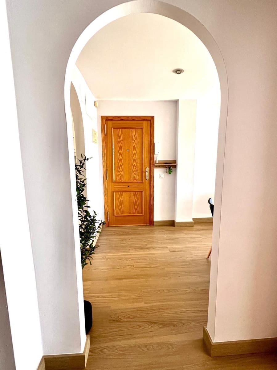 2 makuuhuone Kattohuoneisto vuokrattavana paikassa Denia mukana uima-altaan - 1 100 € (Ref: 9207783)