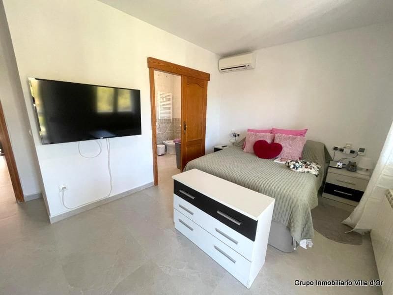 3 chambre Villa/Maison à vendre à Denia avec piscine - 648 999 € (Ref: 9210532)