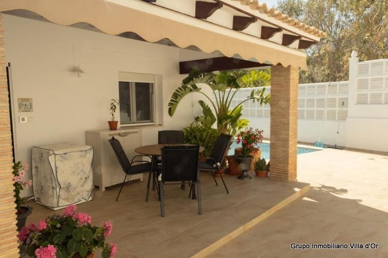 3 chambre Villa/Maison à vendre à Denia avec piscine - 648 999 € (Ref: 9210532)