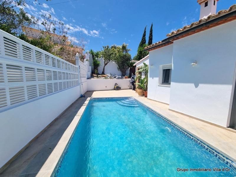 3 chambre Villa/Maison à vendre à Denia avec piscine - 648 999 € (Ref: 9210532)