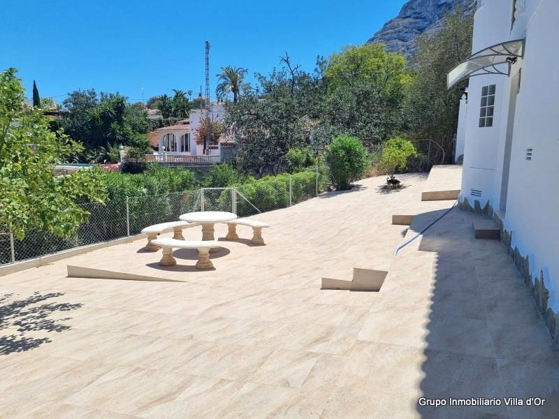 3 chambre Villa/Maison à vendre à Denia avec piscine - 648 999 € (Ref: 9210532)