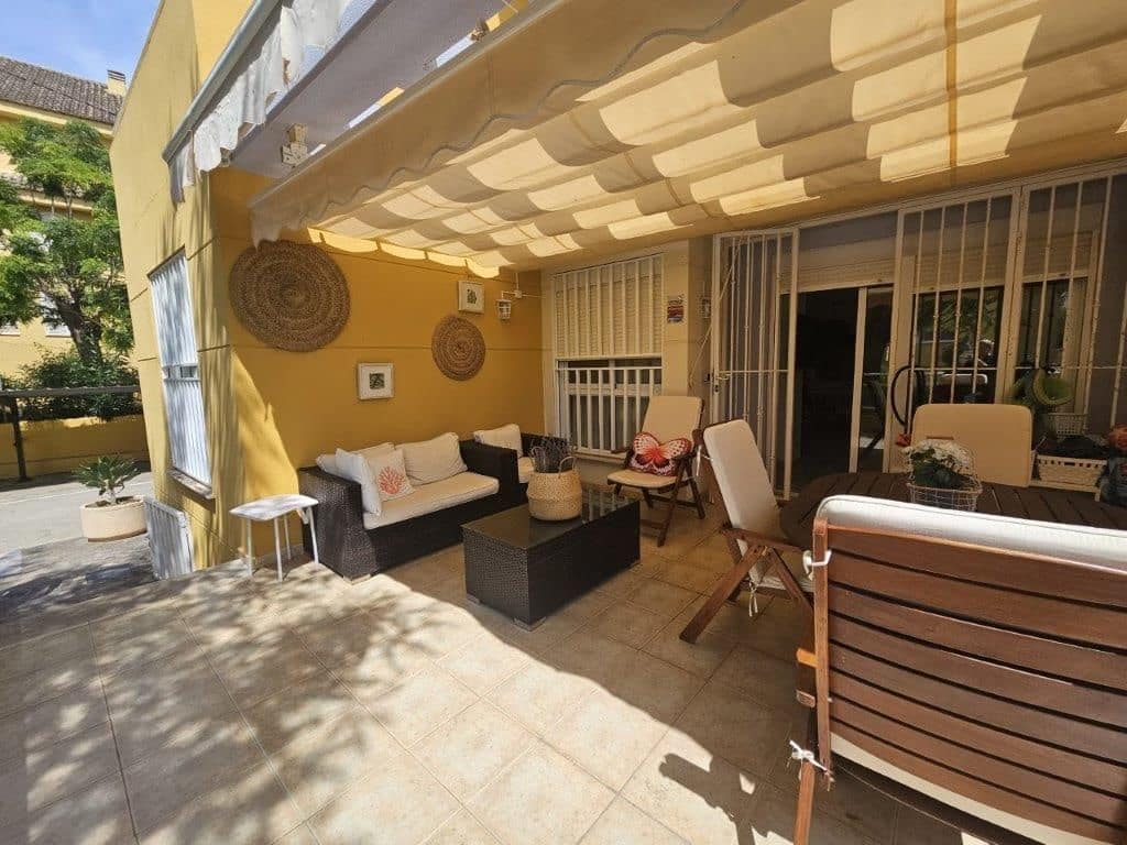 3 soverom Strandleiligheter til salgs i Denia med svømmebasseng - € 395 000 (Ref: 9219025)