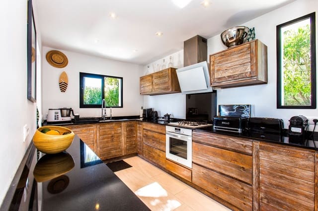 3 makuuhuone Huvila myytävänä paikassa Las Rotas / Les Rotes, Dénia mukana uima-altaan - 1 590 000 € (Ref: 9354058)