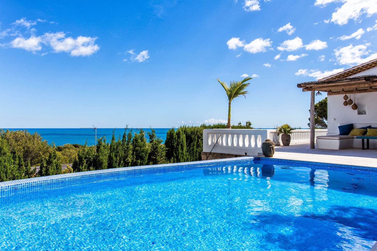 3 slaapkamer Villa te koop in Denia met zwembad - € 1.590.000 (Ref: 9354058)