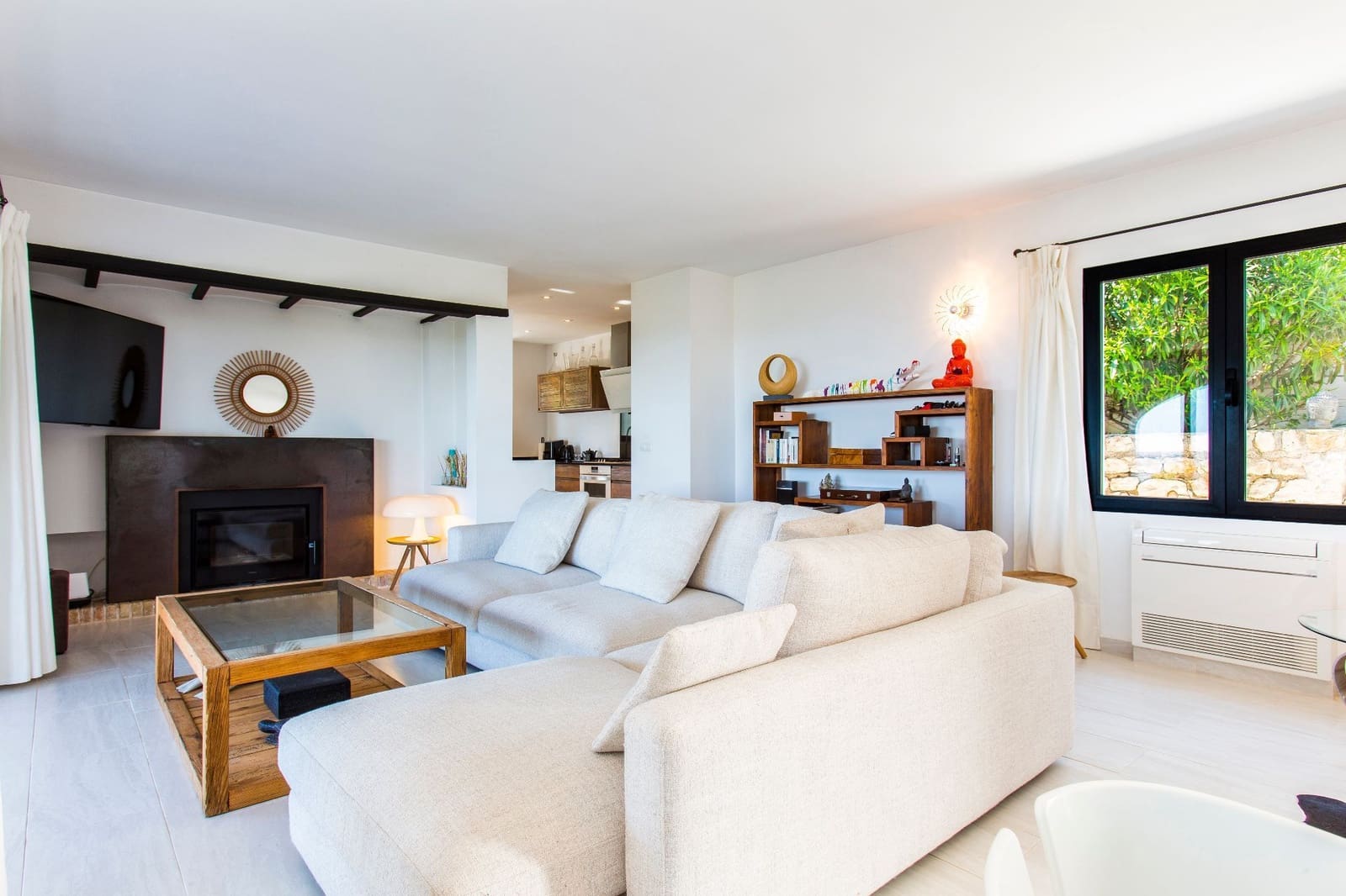 3 bedroom Villa for sale in Denia with pool - € 1,420,000 (Ref: 9354058)