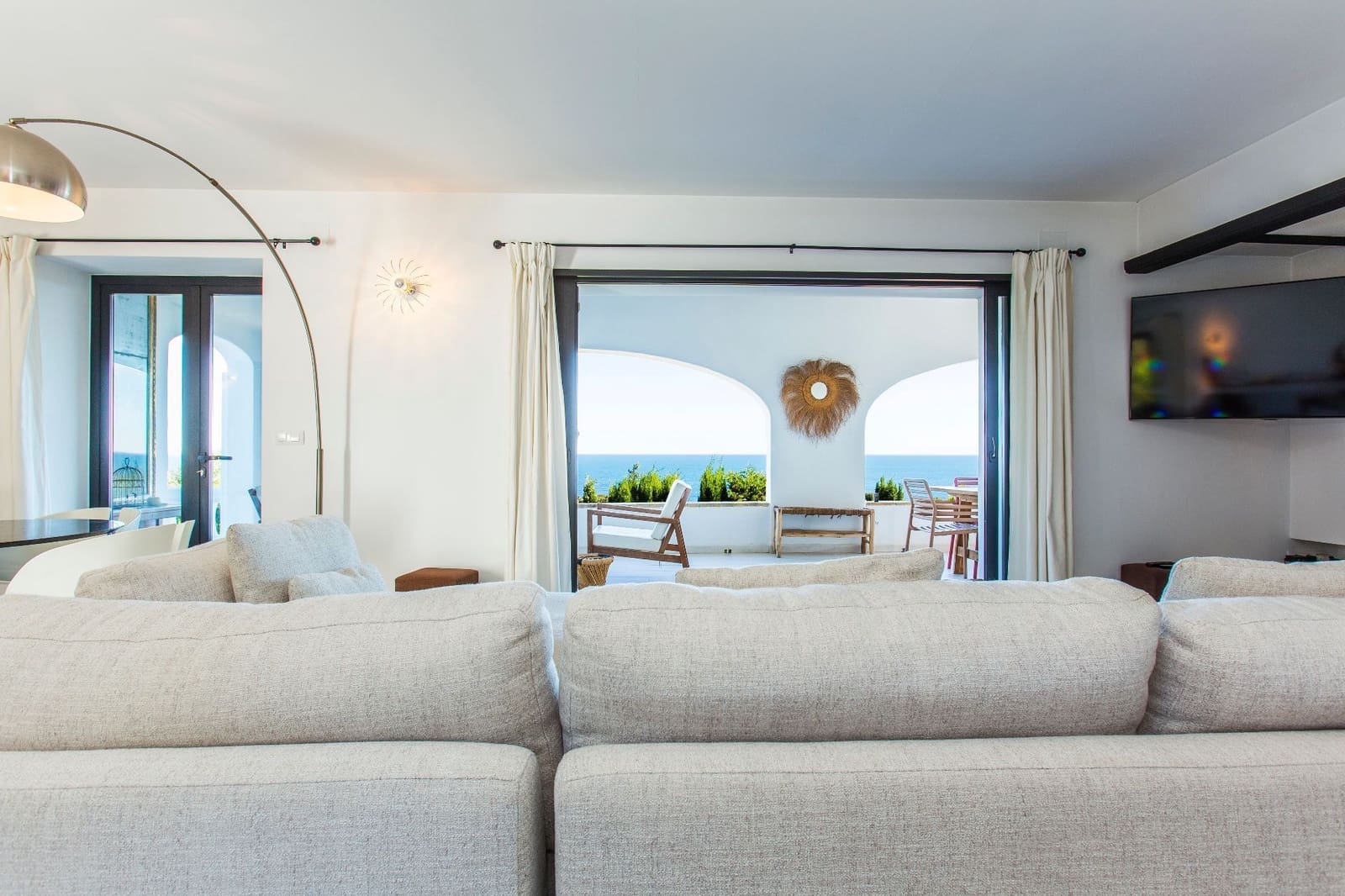 3 bedroom Villa for sale in Denia with pool - € 1,420,000 (Ref: 9354058)