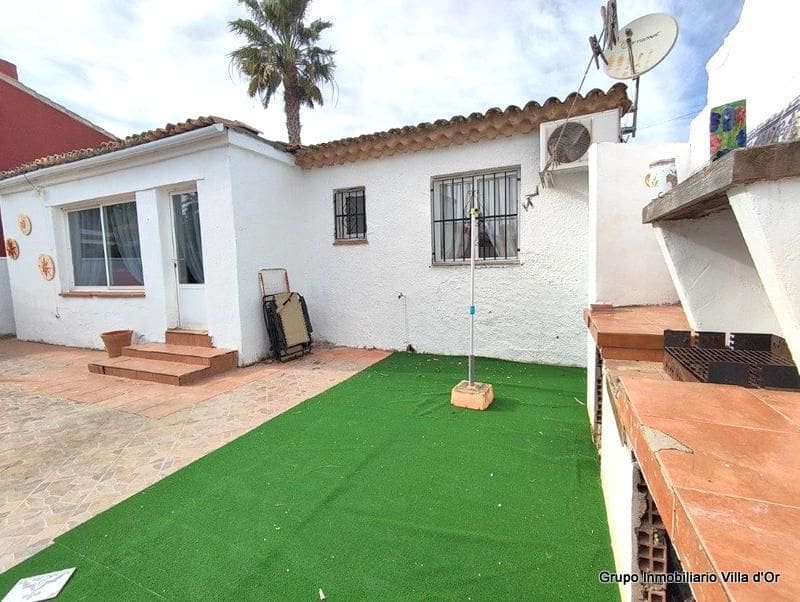 2 bedroom Bungalow for sale in Denia - € 280,000 (Ref: 9428759)