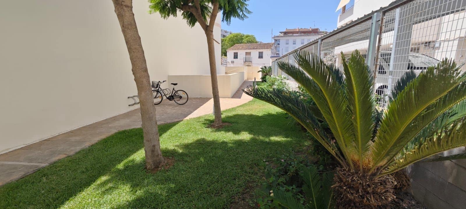 2 bedroom Apartment for sale in Denia - € 279,900 (Ref: 9428939)