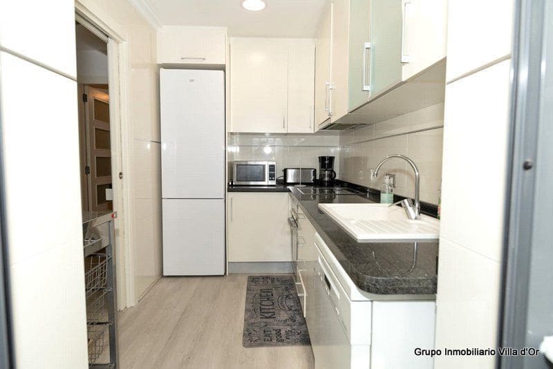 Apartamento Playa de 2 habitaciones en Dénia en venta con piscina garaje - 370.000 € (Ref: 9484092)