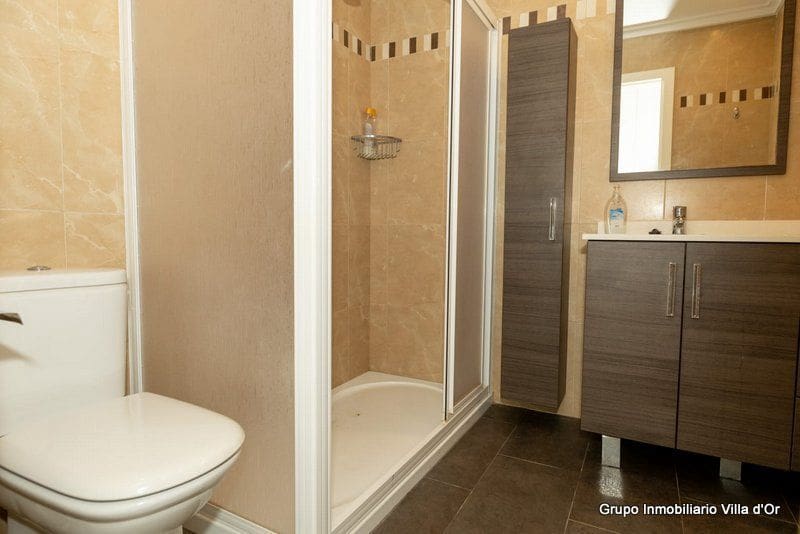 Apartamento Playa de 2 habitaciones en Dénia en venta con piscina garaje - 370.000 € (Ref: 9484092)