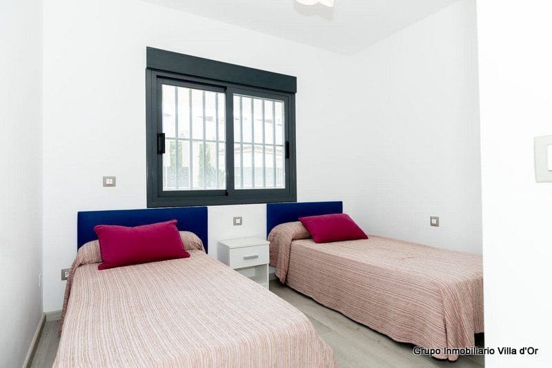 Apartamento Playa de 2 habitaciones en Dénia en venta con piscina garaje - 370.000 € (Ref: 9484092)