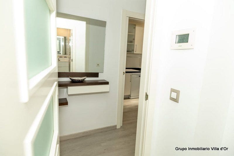 Apartamento Playa de 2 habitaciones en Dénia en venta con piscina garaje - 370.000 € (Ref: 9484092)