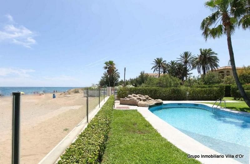 Apartamento Playa de 2 habitaciones en Dénia en venta con piscina garaje - 370.000 € (Ref: 9484092)