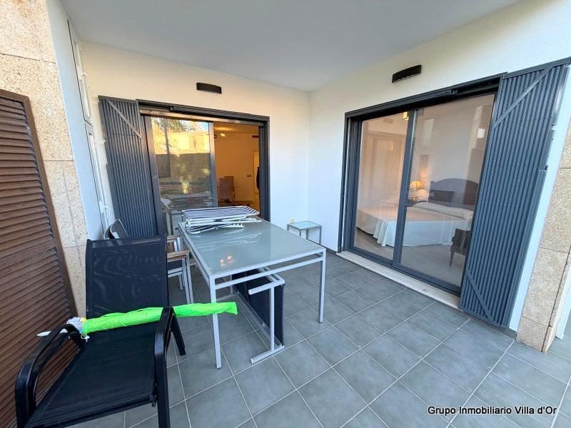 2 bedroom Beach Apartment for sale in Denia with pool garage - € 370,000 (Ref: 9484092)