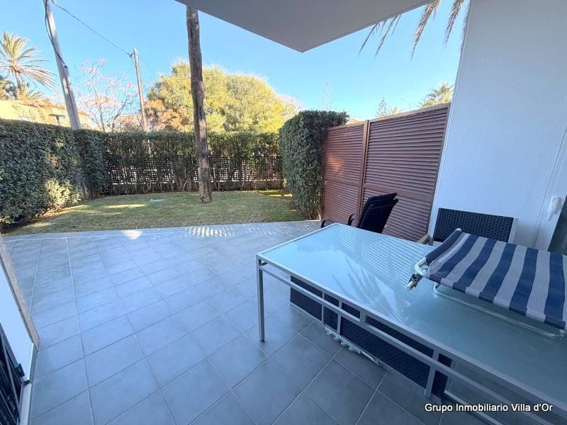 2 bedroom Beach Apartment for sale in Denia with pool garage - € 370,000 (Ref: 9484092)