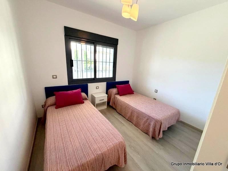 2 soveværelse Strandlejlighed til salg i Denia med swimmingpool garage - € 370.000 (Ref: 9484092)