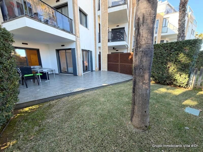 2 soveværelse Strandlejlighed til salg i Denia med swimmingpool garage - € 370.000 (Ref: 9484092)