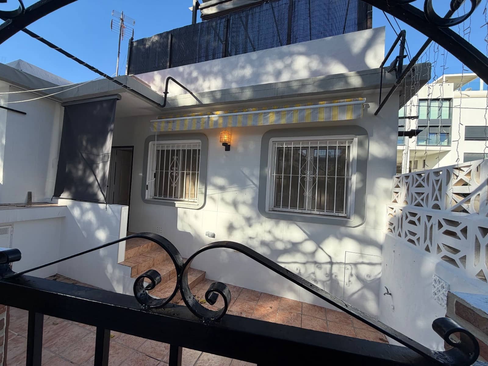 2 sovrum Hus till salu i Denia med garage - 229 000 € (Ref: 9484093)