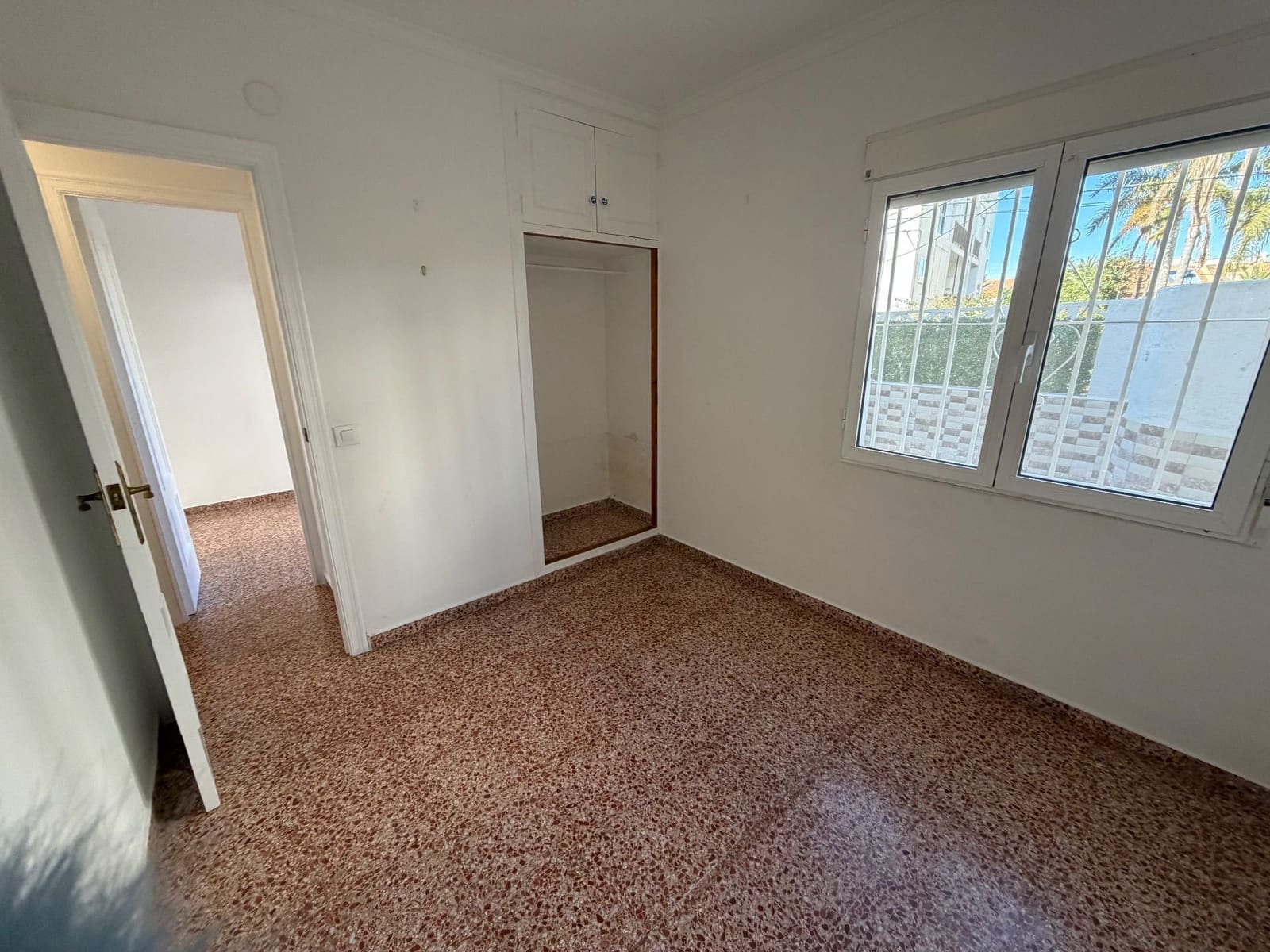 Casa de 2 habitaciones en Dénia en venta con garaje - 229.000 € (Ref: 9484093)