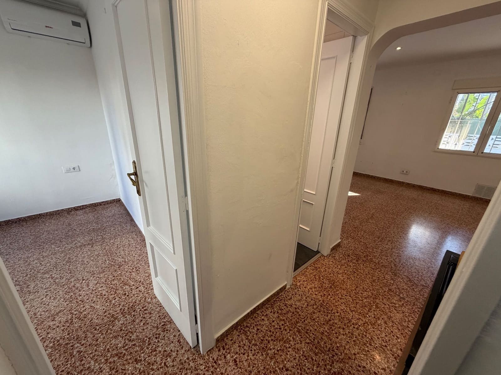 Casa de 2 habitaciones en Dénia en venta con garaje - 229.000 € (Ref: 9484093)