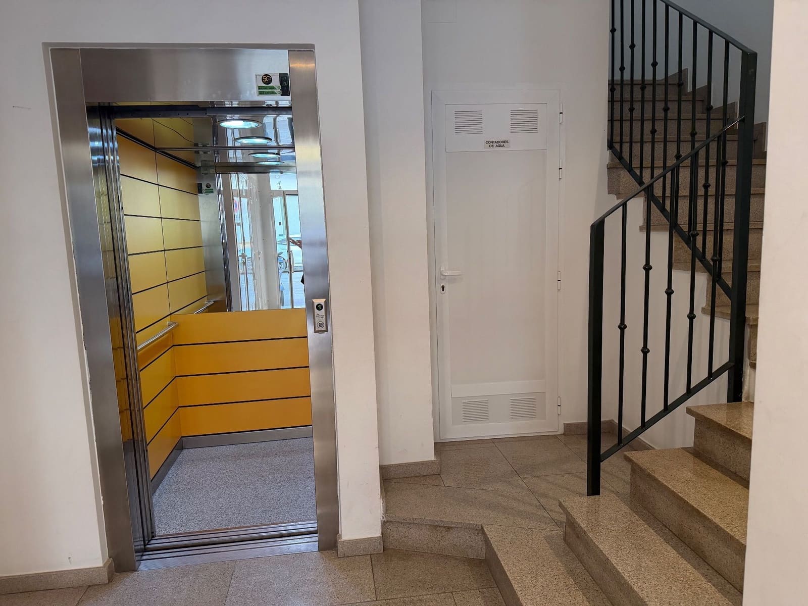 3 makuuhuone Asunto myytävänä paikassa Denia - 249 000 € (Ref: 9588520)