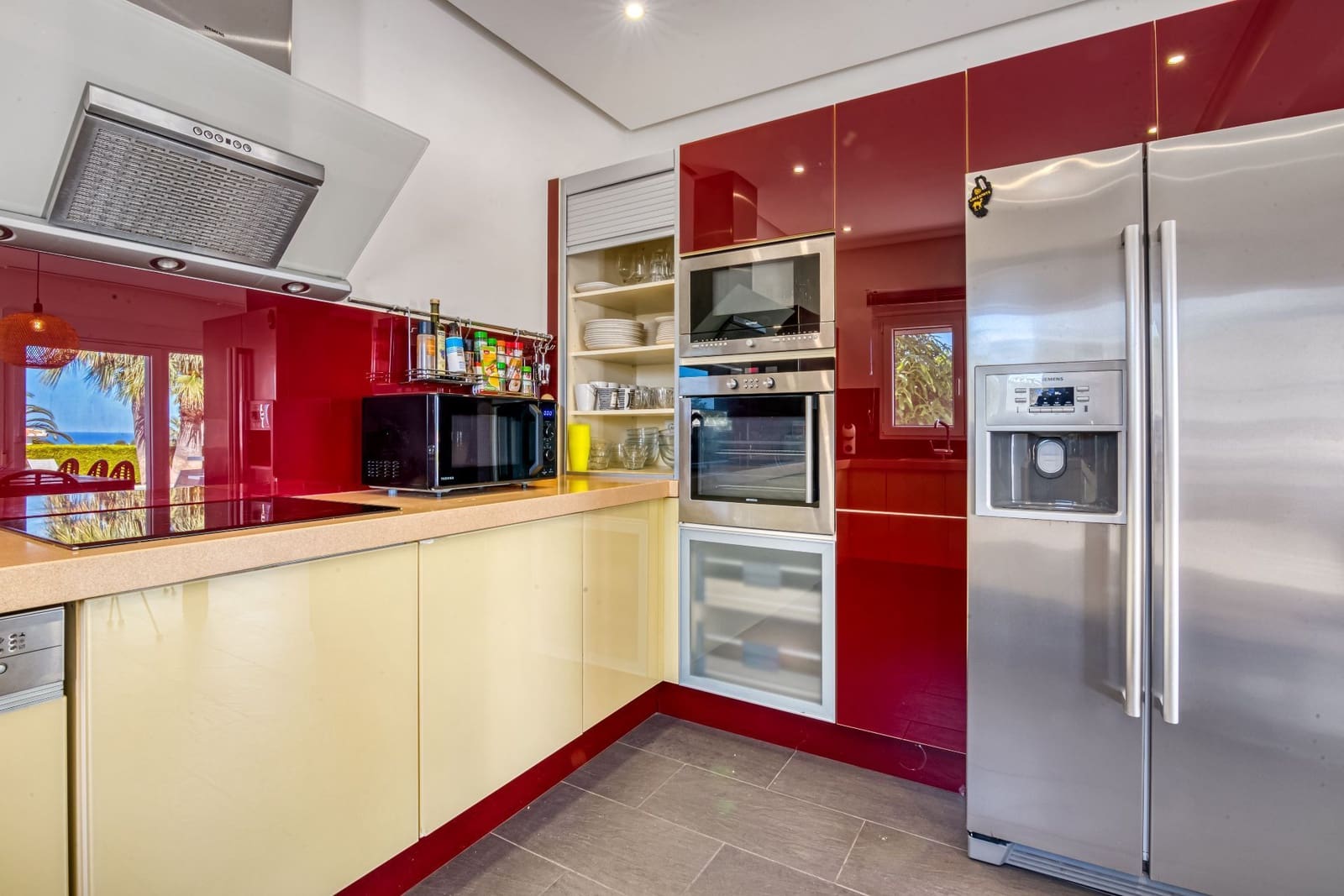 5 makuuhuone Huvila myytävänä paikassa Denia mukana uima-altaan - 1 020 000 € (Ref: 9593065)