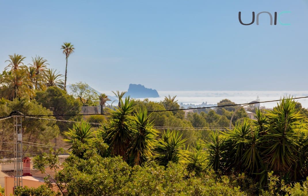 Chalet de 3 habitaciones en La Nucia en venta con piscina - 795.000 € (Ref: 10035742)