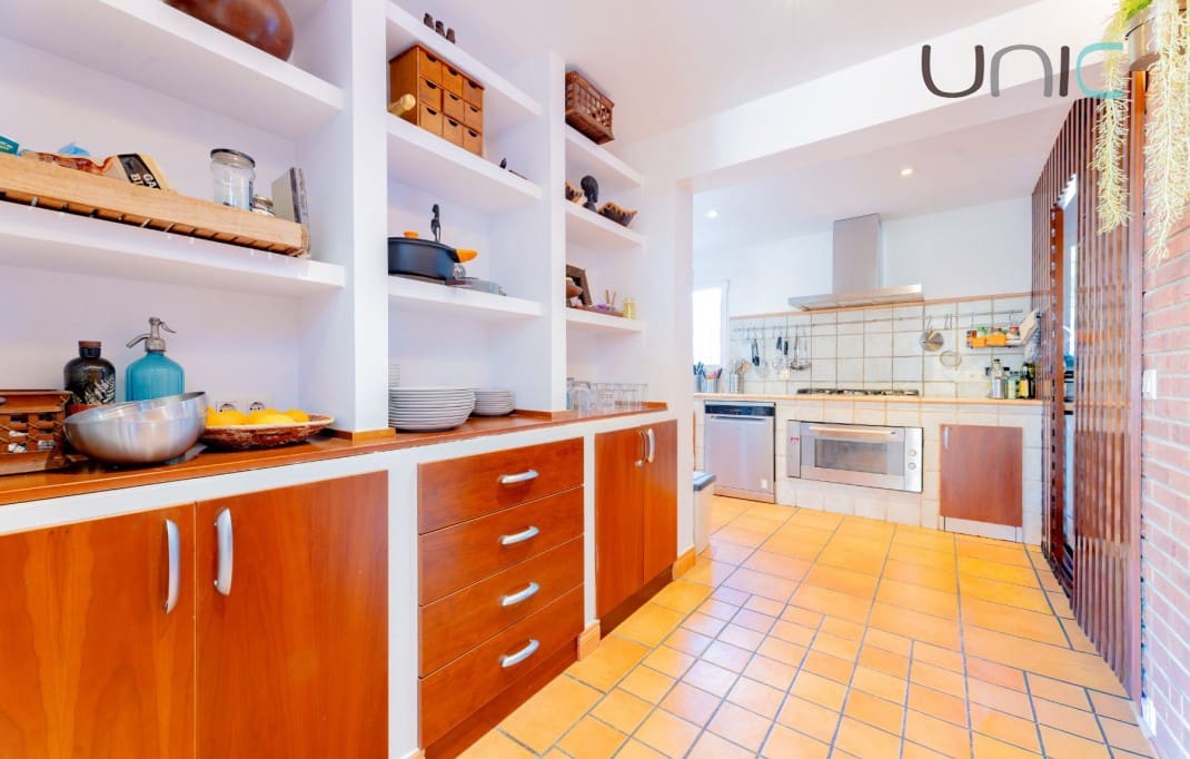 Chalet de 3 habitaciones en La Nucia en venta con piscina - 795.000 € (Ref: 10035742)