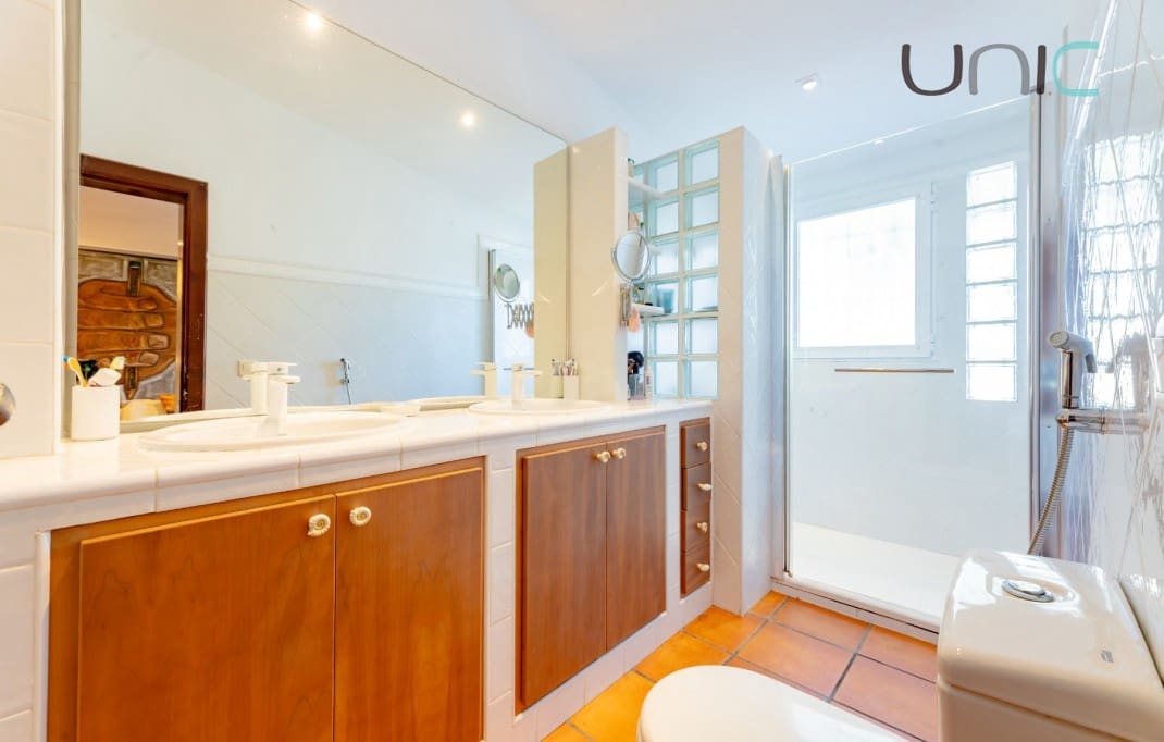Chalet de 3 habitaciones en La Nucia en venta con piscina - 795.000 € (Ref: 10035742)