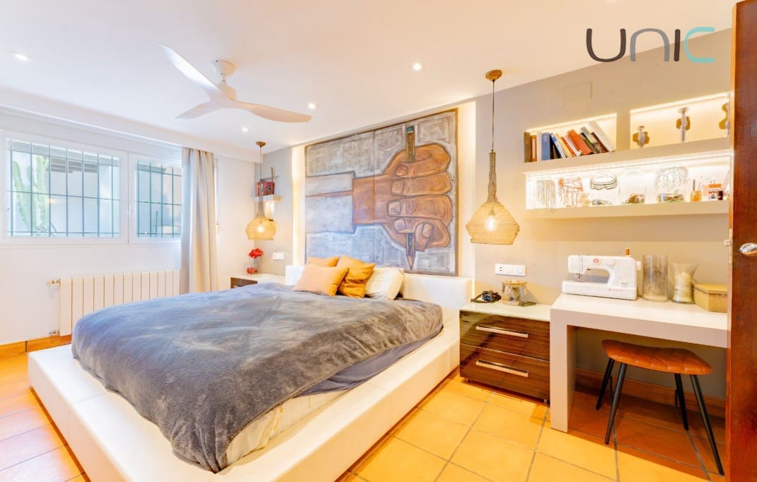 Chalet de 3 habitaciones en La Nucia en venta con piscina - 795.000 € (Ref: 10035742)