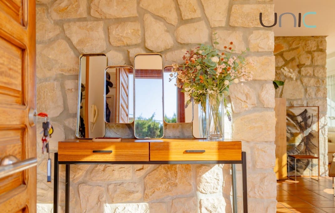 Chalet de 3 habitaciones en La Nucia en venta con piscina - 795.000 € (Ref: 10035742)