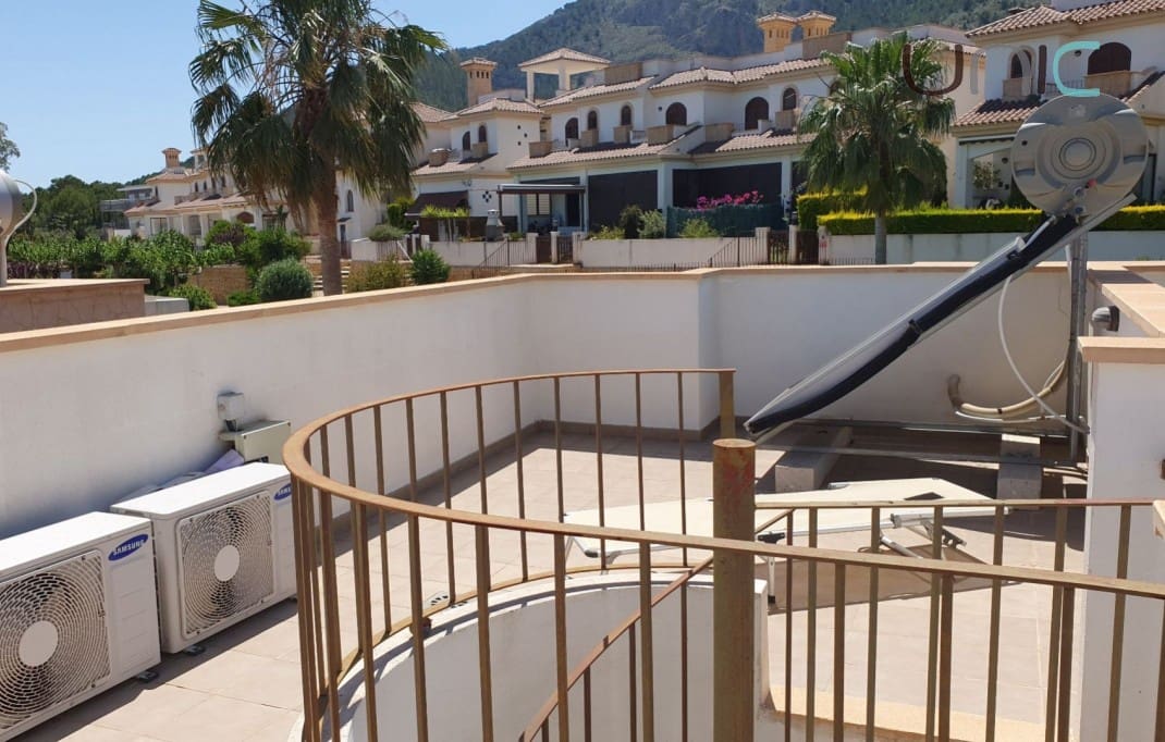 2 Zimmer Haus zu verkaufen in Polop mit Pool - 285.000 € (Ref: 10035990)
