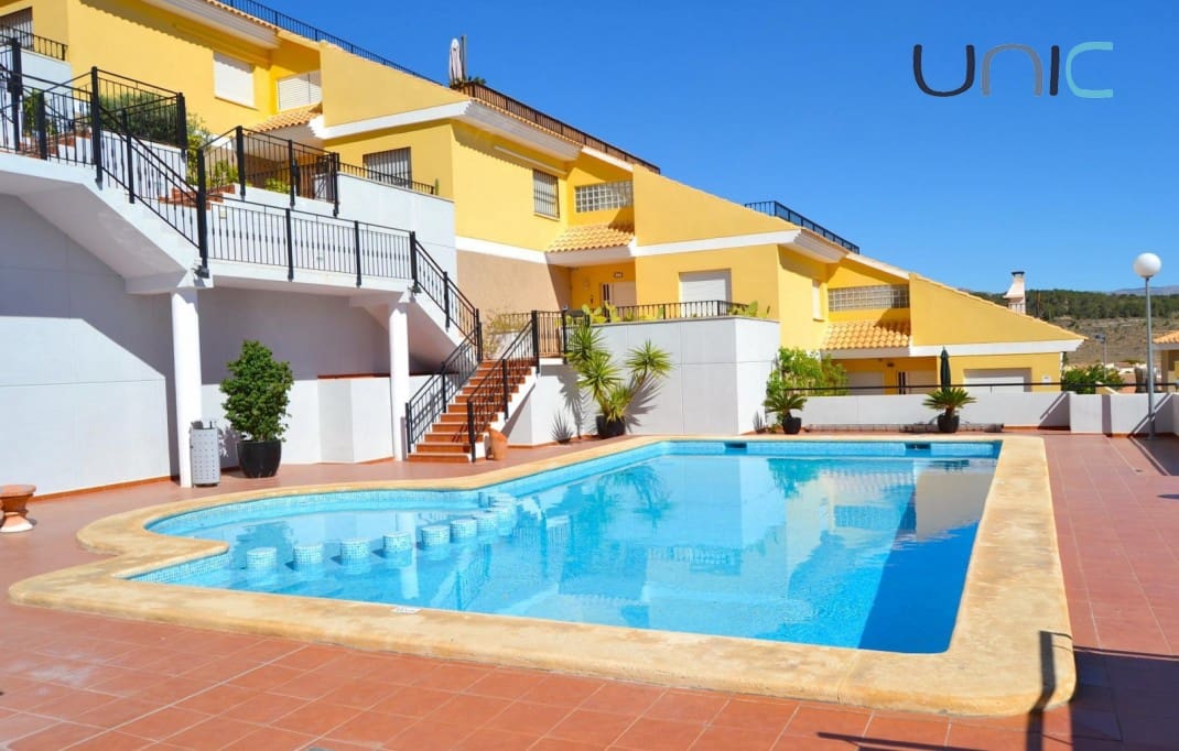 4 sovrum Hus till salu i Alfaz del Pi / L'Alfas del Pi med pool garage - 375 000 € (Ref: 10043535)