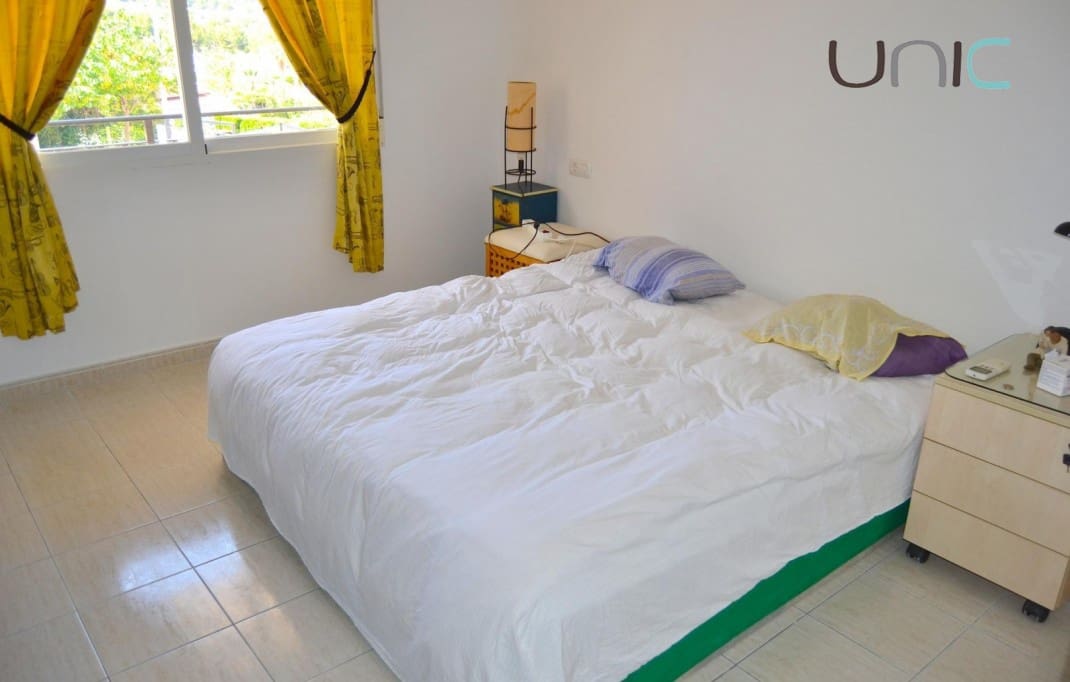 4 sovrum Hus till salu i Alfaz del Pi / L'Alfas del Pi med pool garage - 375 000 € (Ref: 10043535)