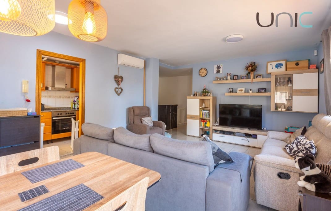 4 bedroom Townhouse for sale in Alfaz del Pi / L'Alfas del Pi with pool garage - € 375,000 (Ref: 10043535)