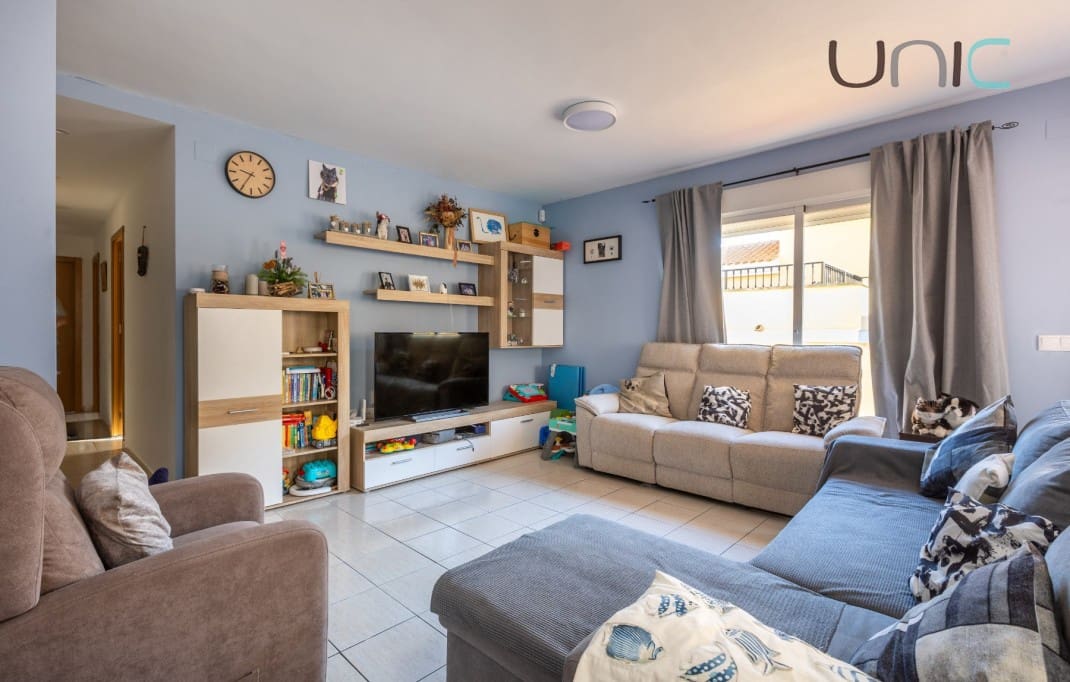 4 bedroom Townhouse for sale in Alfaz del Pi / L'Alfas del Pi with pool garage - € 375,000 (Ref: 10043535)