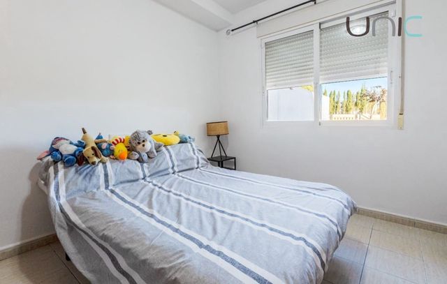 4 sypialnia Dom na sprzedaż w Escandinavia - Cautivador, Alfaz del Pi / L'Alfàs del Pi z basenem garażem - 375 000 € (Ref: 10043535)