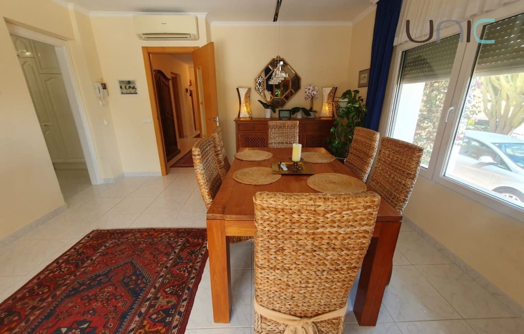 3 chambre Villa/Maison à vendre à La Nucia avec piscine - 590 000 € (Ref: 10048383)