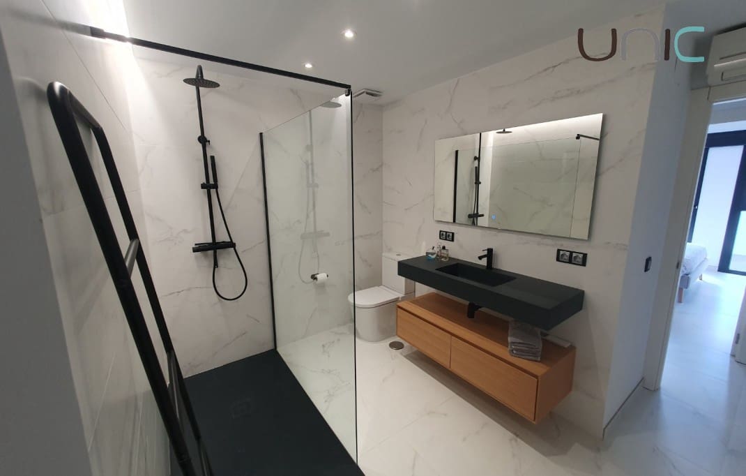 3 Zimmer Haus zu verkaufen in Albir mit Pool Garage - 595.000 € (Ref: 10120600)