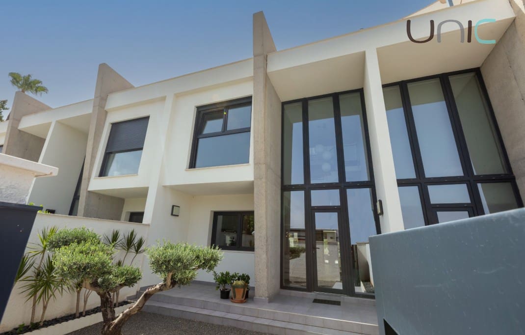 3 Zimmer Haus zu verkaufen in Albir mit Pool Garage - 595.000 € (Ref: 10120600)